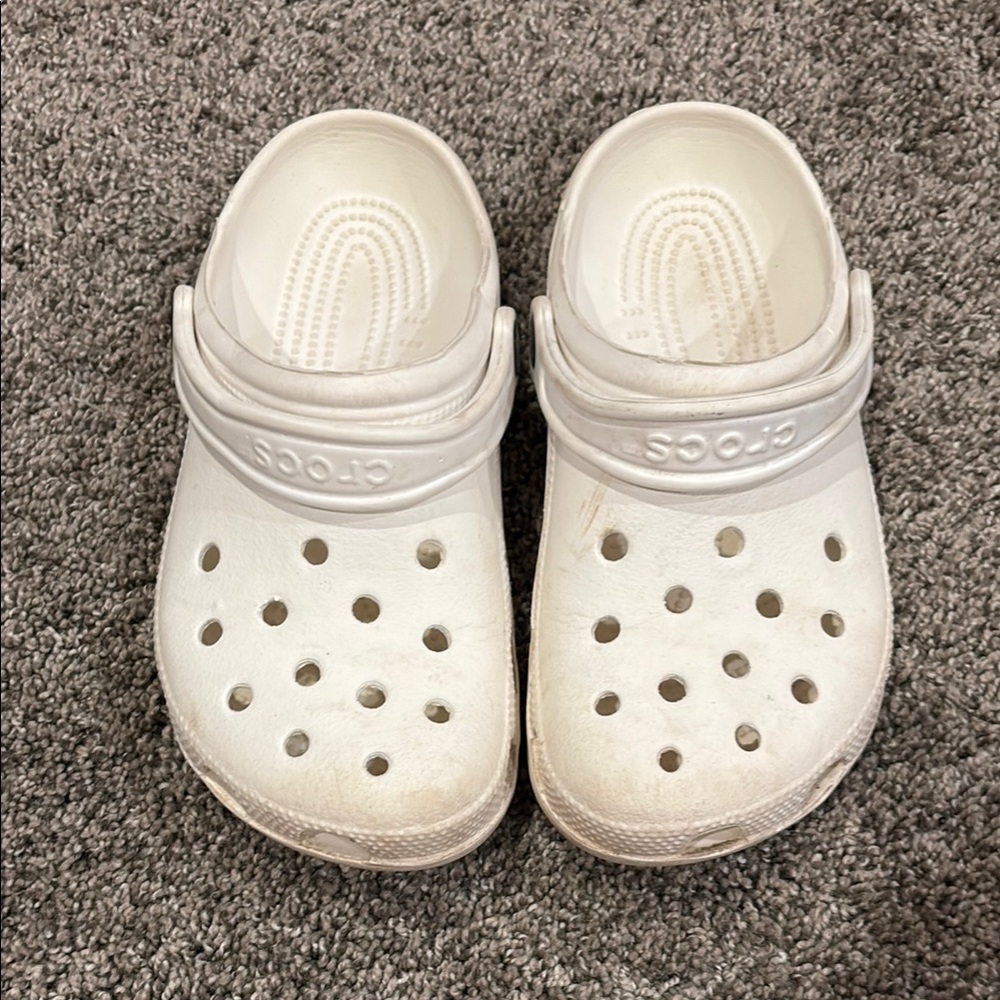 CROCS White Slippers Classic Design